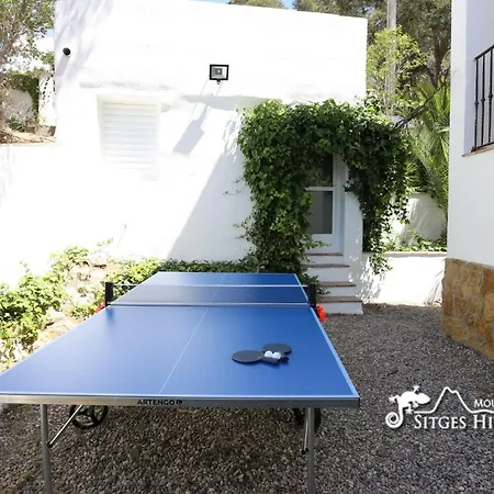 Spacious Balzar With Private Pool, Quiet Location * Olivella